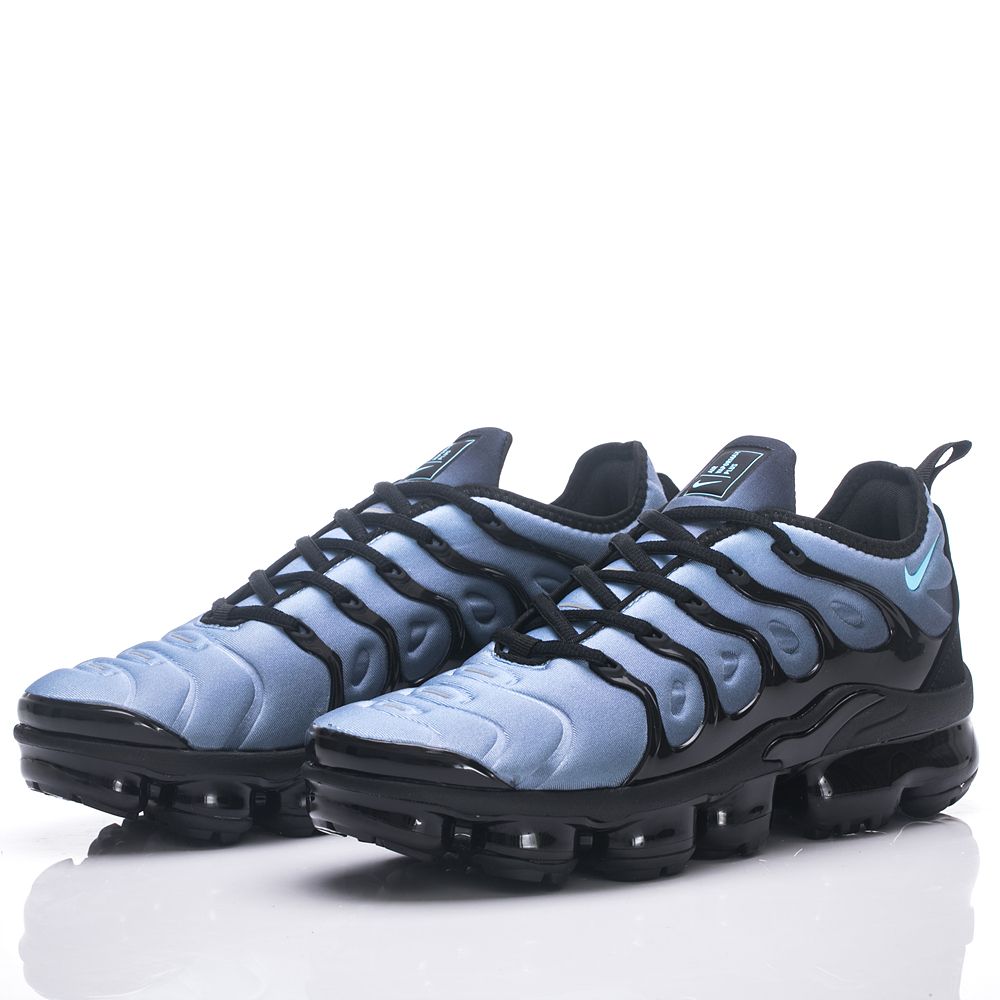 NIKE VAPORMAX