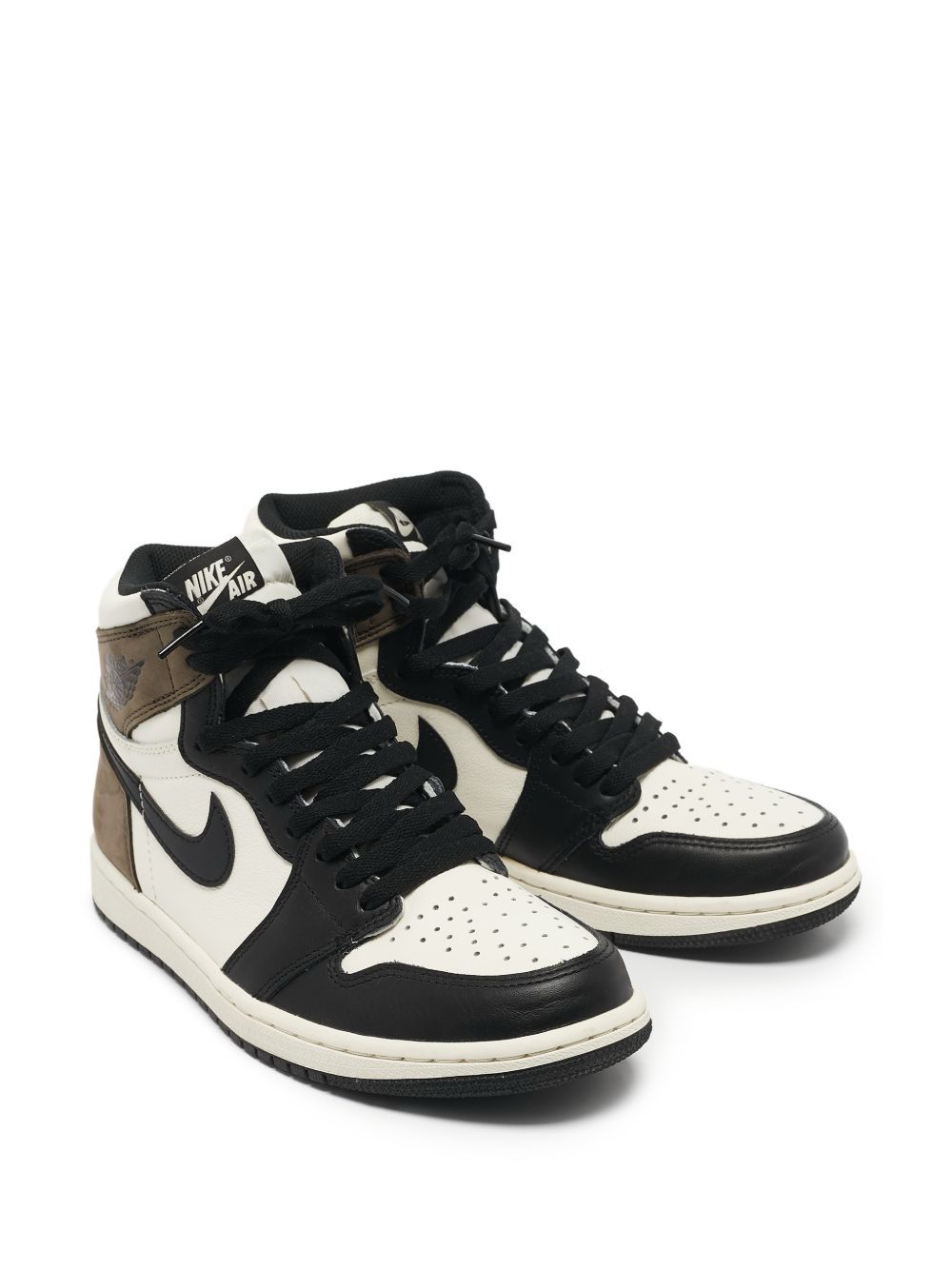 AIR JORDAN 1