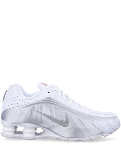 NIKE SHOX R4