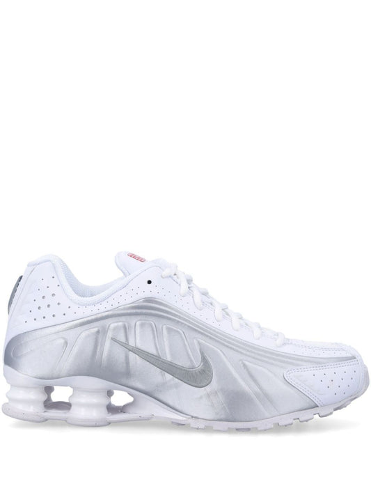 NIKE SHOX R4