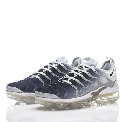NIKE VAPORMAX