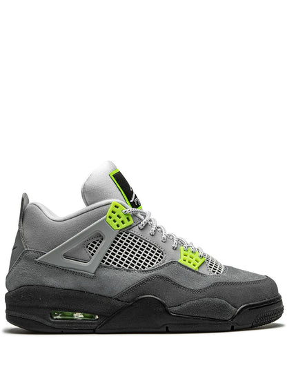 AIR JORDAN RETRO 4