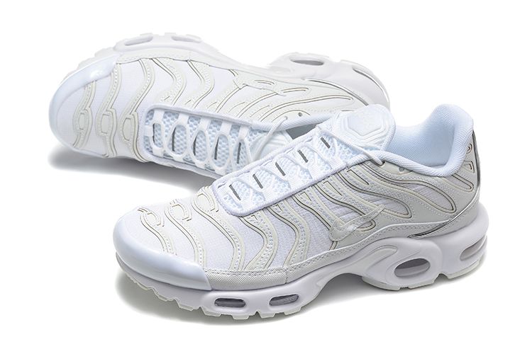 NIKE TN