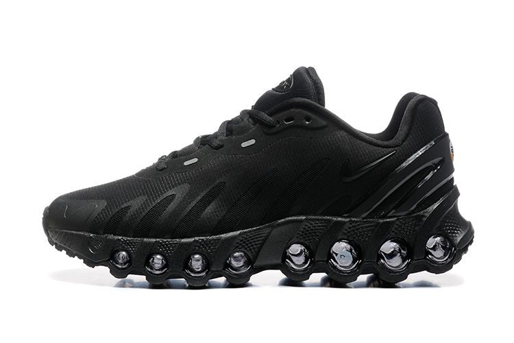 NIKE DN8