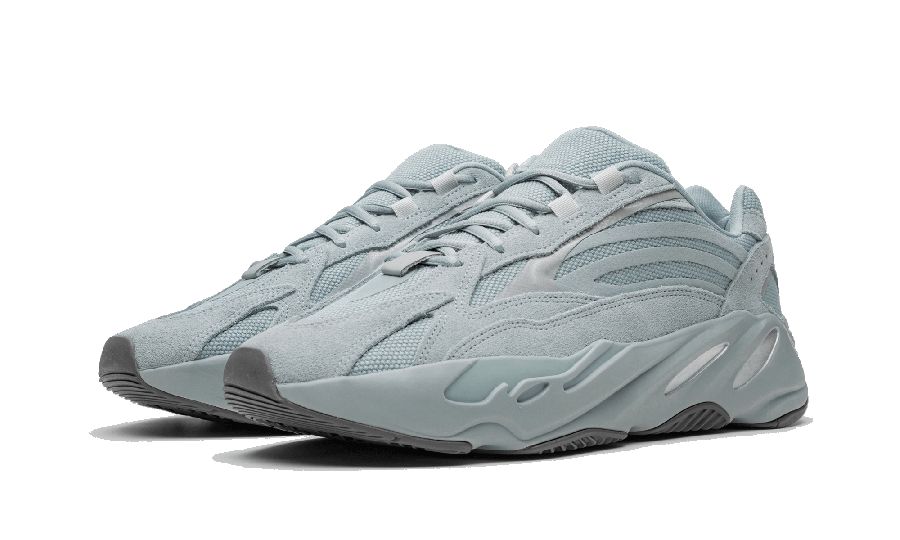 YEEZY 700