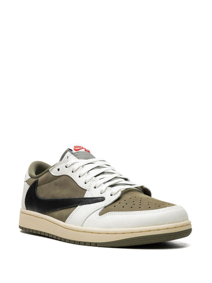 AIR JORDAN 1 LOW