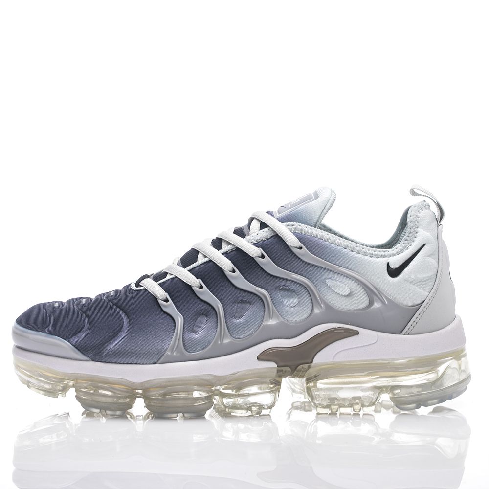 NIKE VAPORMAX